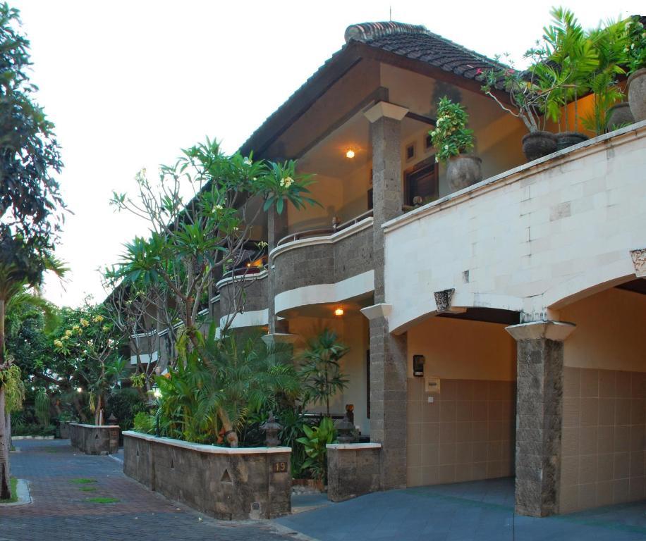 Hotel Taman Ayu 212 Denpasar Exterior foto